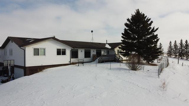 53 Range Road, House detached with 6 bedrooms, 3 bathrooms and 12 parking in Vermilion River County AB | Image 1