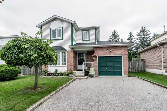 942 Renaissance Dr, House detached with 3 bedrooms, 3 bathrooms and 2 parking in Oshawa ON | Image 1