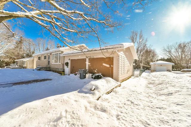 82 Jamieson Cres, House detached with 3 bedrooms, 2 bathrooms and 6 parking in Oro Medonte ON | Image 37