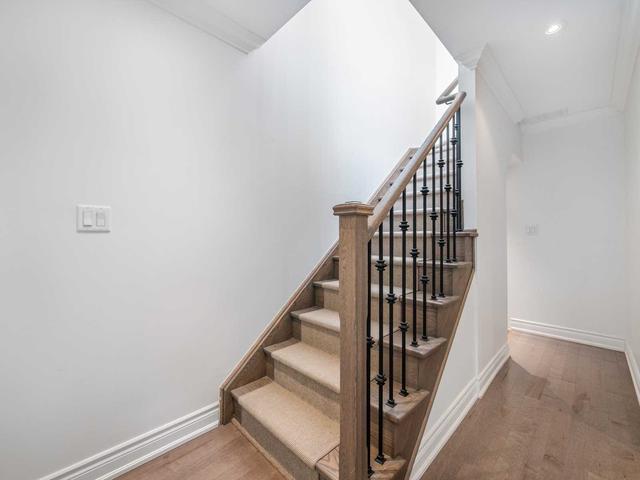 2162 Bayview Ave, Townhouse with 3 bedrooms, 3 bathrooms and 2 parking in Toronto ON | Image 20