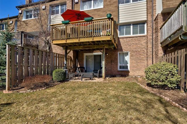 3 - 2104 Marine Dr, Condo with 3 bedrooms, 4 bathrooms and 2 parking in Oakville ON | Image 18