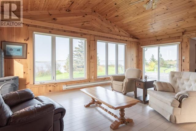 24 Harbour View Court, House detached with 3 bedrooms, 2 bathrooms and null parking in Malpeque Bay, Part 2 PE | Image 3
