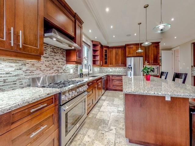 857 6th St, House detached with 4 bedrooms, 5 bathrooms and 4 parking in Mississauga ON | Image 1