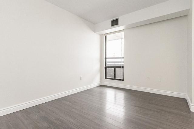 1406 - 222 Jackson St W, Condo with 2 bedrooms, 2 bathrooms and 1 parking in Hamilton ON | Image 4