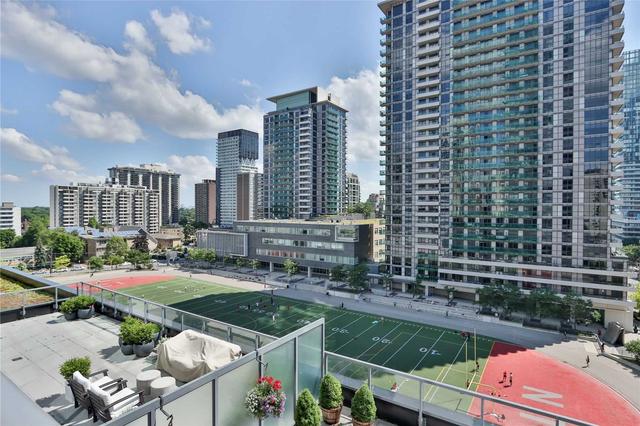 809 - 30 Roehampton Ave, Condo with 1 bedrooms, 1 bathrooms and 1 parking in Toronto ON | Image 13