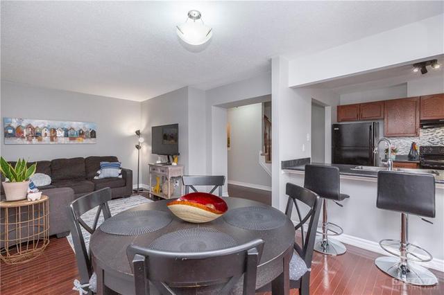 2315 Blue Aster Street, Townhouse with 2 bedrooms, 2 bathrooms and 3 parking in Ottawa ON | Image 12