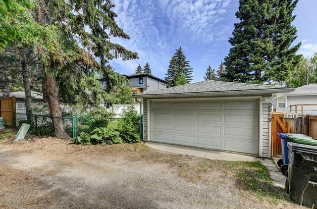 2919 12 Avenue Nw, House detached with 3 bedrooms, 2 bathrooms and 2 parking in Calgary AB | Image 31