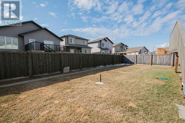 10609 129 Avenue, House detached with 4 bedrooms, 3 bathrooms and 4 parking in Grande Prairie AB | Image 36
