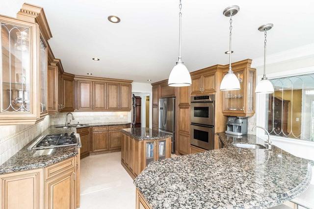 3 Antrim Crt, House detached with 3 bedrooms, 5 bathrooms and 6 parking in Caledon ON | Image 40