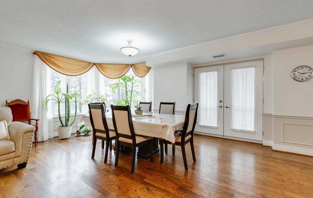 213 - 89 Skymark Dr, Condo with 2 bedrooms, 3 bathrooms and 2 parking in Toronto ON | Image 2