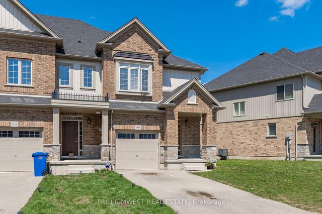 86 Pettitt Dr, House attached with 3 bedrooms, 3 bathrooms and 3 parking in Guelph ON | Image 23