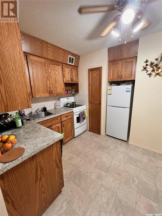 2 - 4341 Rae Street, Condo with 2 bedrooms, 1 bathrooms and null parking in Regina SK | Image 6