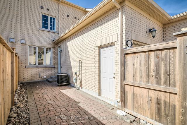 10347 Woodbine Ave, House attached with 3 bedrooms, 4 bathrooms and 3 parking in Markham ON | Image 33