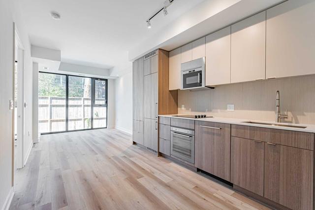 304 - 840 St Clair Ave W, Condo with 2 bedrooms, 2 bathrooms and 0 parking in Toronto ON | Card Image