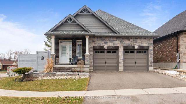102 Snyder Ave N, House detached with 3 bedrooms, 3 bathrooms and 4 parking in Woolwich ON | Image 1