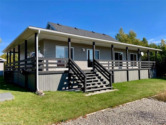 Welcome to 34 Hatt St in the quiet Warner Bay / Eagle Harbour area - yet just 10mins from Tobermory & Tourist Attractions. | Image 1