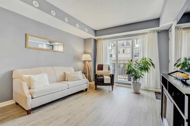 2001 - 3049 Finch Ave W, Townhouse with 2 bedrooms, 1 bathrooms and 1 parking in Toronto ON | Image 9