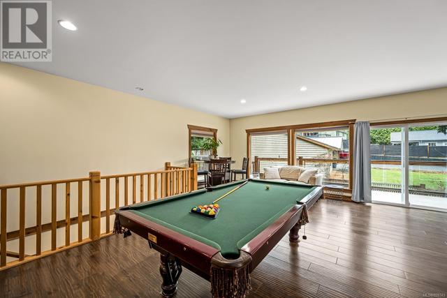 2821 Wellington St, House detached with 6 bedrooms, 4 bathrooms and 16 parking in Cumberland BC | Image 43