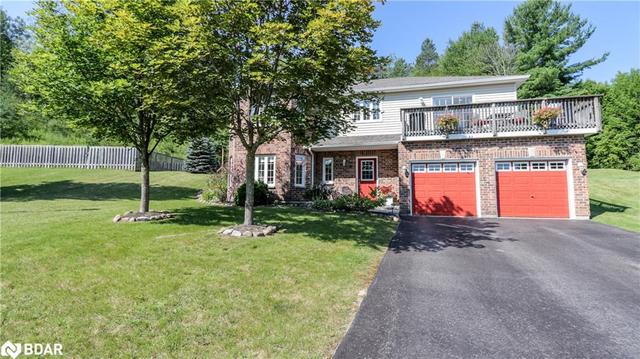 8 Ash Court, House detached with 4 bedrooms, 2 bathrooms and 8 parking in Oro Medonte ON | Image 2