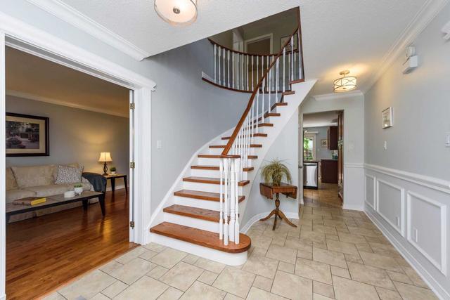 156 Summerfield Dr, House detached with 4 bedrooms, 3 bathrooms and 6 parking in Oakville ON | Image 23