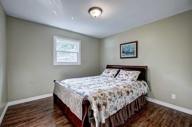 262 Crawford St, House detached with 3 bedrooms, 2 bathrooms and 13 parking in Barrie ON | Image 11