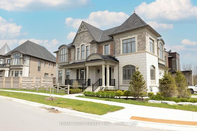 2 Sophies Crt, House detached with 4 bedrooms, 4 bathrooms and 6 parking in Vaughan ON | Image 12