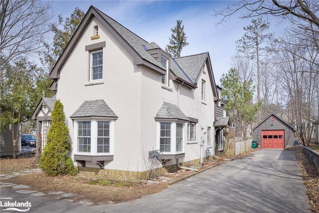 180 Winewood Avenue E, House detached with 3 bedrooms, 2 bathrooms and 6 parking in Gravenhurst ON | Image 3