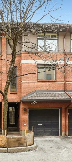 13 - 10 Concord Street, Townhouse with 2 bedrooms, 3 bathrooms and 1 parking in Ottawa ON | Card Image