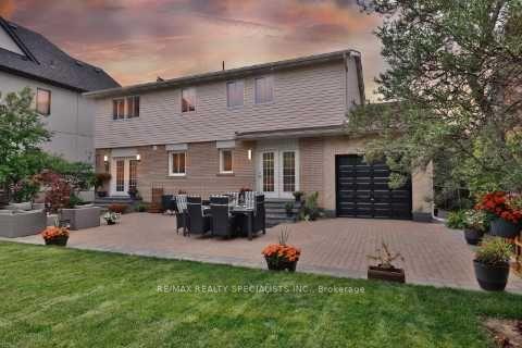 513 Maplehurst Ave, House detached with 4 bedrooms, 3 bathrooms and 5 parking in Oakville ON | Image 28