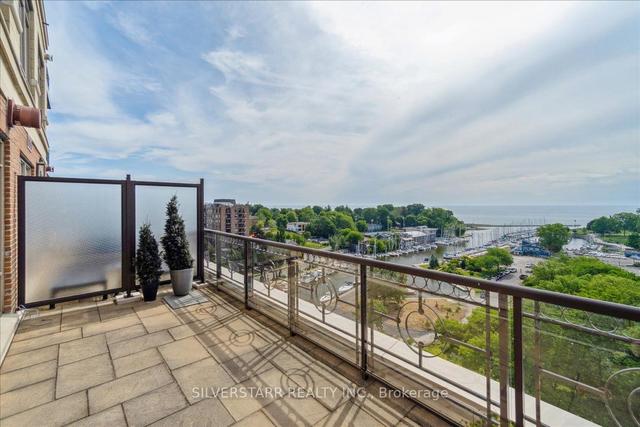 1002 - 111 Forsythe St, Condo with 2 bedrooms, 3 bathrooms and 2 parking in Oakville ON | Image 12
