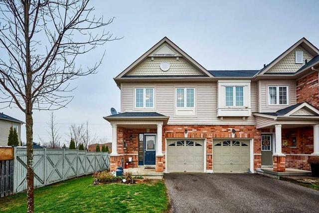 26 Lander Cres, House attached with 3 bedrooms, 3 bathrooms and 3 parking in Clarington ON | Image 23