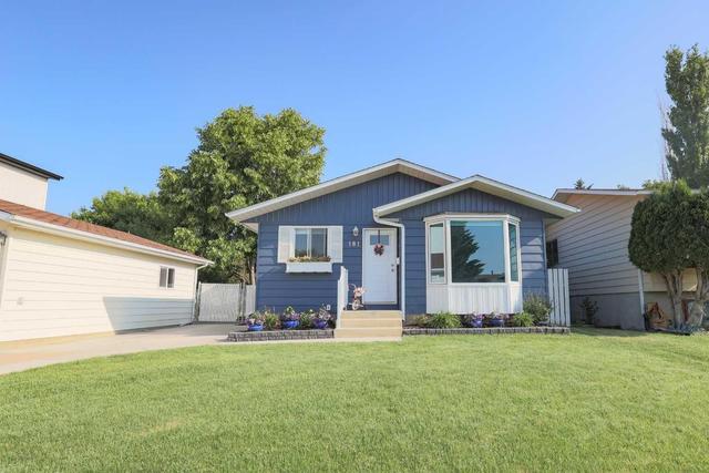 181 Purdue Court W, House detached with 4 bedrooms, 2 bathrooms and 3 parking in Lethbridge AB | Image 1