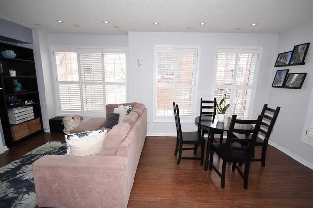 1202 - 5 Everson Dr, Townhouse with 2 bedrooms, 2 bathrooms and 1 parking in Toronto ON | Image 2