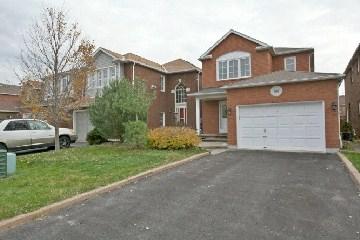 100 Booth Cres, House detached with 3 bedrooms, 3 bathrooms and 4 parking in Ajax ON | Image 1