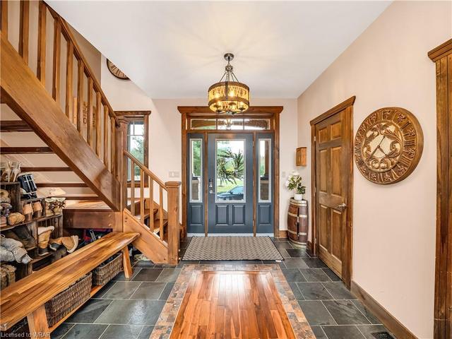 18 Evans Drive, House detached with 5 bedrooms, 4 bathrooms and 10 parking in Kawartha Lakes ON | Image 38