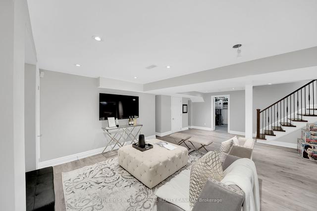 5 Hill Top Tr, House detached with 4 bedrooms, 5 bathrooms and 11 parking in Whitchurch Stouffville ON | Image 19