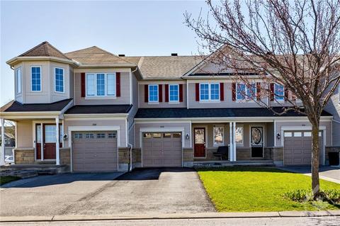 102 Patriot Place, Townhouse with 3 bedrooms, 3 bathrooms and 4 parking in Ottawa ON | Card Image