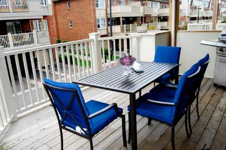 01 - 605 Dundas St W, Townhouse with 2 bedrooms, 2 bathrooms and 1 parking in Mississauga ON | Image 7