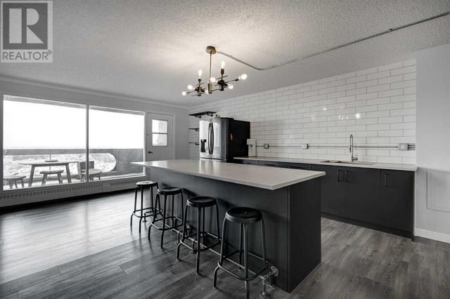 2912, - 221 6 Avenue Se, Condo with 2 bedrooms, 1 bathrooms and null parking in Calgary AB | Image 7