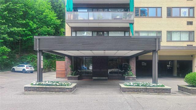 602 - 120 Rosedale Valley Rd, Condo with 2 bedrooms, 2 bathrooms and 1 parking in Toronto ON | Image 5