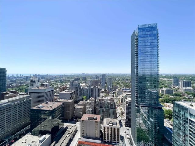 4104 - 1 Yorkville Ave, Condo with 1 bedrooms, 1 bathrooms and 0 parking in Toronto ON | Image 2