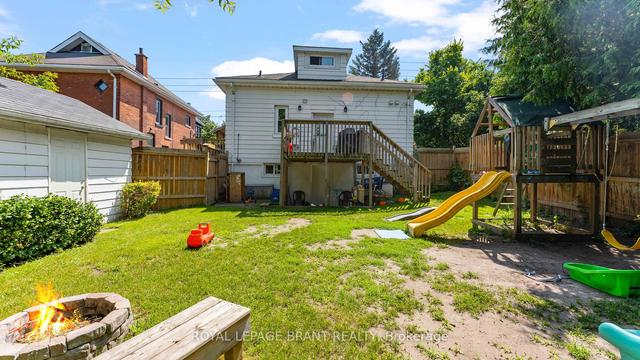 17 Terrace Hill St, House detached with 3 bedrooms, 4 bathrooms and 4 parking in Brantford ON | Image 22