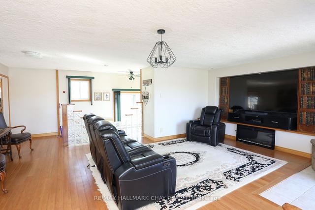6689 Rama Rd W, House detached with 3 bedrooms, 2 bathrooms and 18 parking in Ramara ON | Image 22