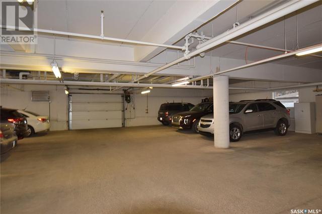 201 - 1901 1 1/2 Avenue W, Condo with 2 bedrooms, 1 bathrooms and null parking in Prince Albert SK | Card Image
