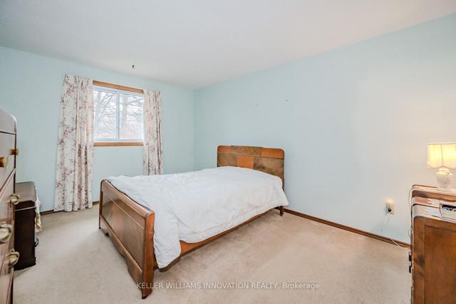 7 Tudor St, House detached with 3 bedrooms, 2 bathrooms and 5 parking in Brantford ON | Image 10