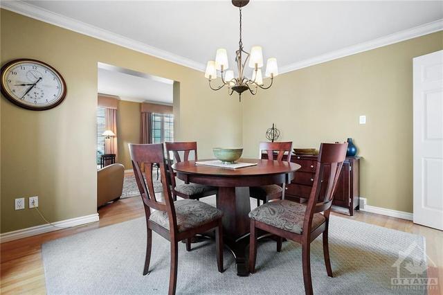 1692 Featherston Drive, House detached with 4 bedrooms, 3 bathrooms and 4 parking in Ottawa ON | Image 8