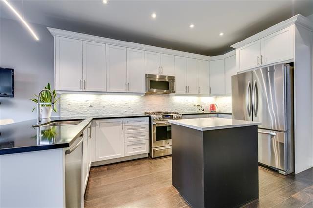 2449 Village, House attached with 4 bedrooms, 5 bathrooms and 5 parking in Oakville ON | Image 8