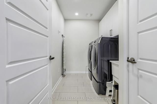 297 Crafter Cres N, House detached with 4 bedrooms, 5 bathrooms and 6 parking in Hamilton ON | Image 22