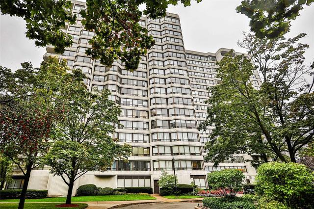 207 - 1121 Steeles Ave W, Condo with 2 bedrooms, 2 bathrooms and 1 parking in Toronto ON | Image 1