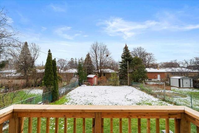 3983 Bloor St W, House detached with 4 bedrooms, 5 bathrooms and 3 parking in Toronto ON | Image 25